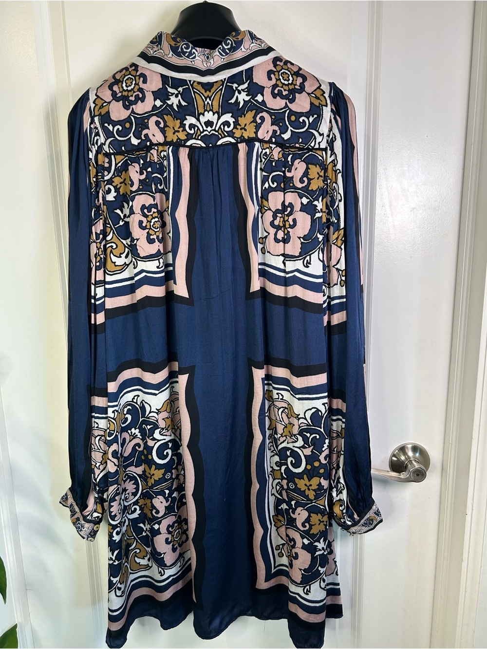 Cleobella Navy Charisma Floral Print Mini Dress with Pink Accents Medium - Picture 12 of 13